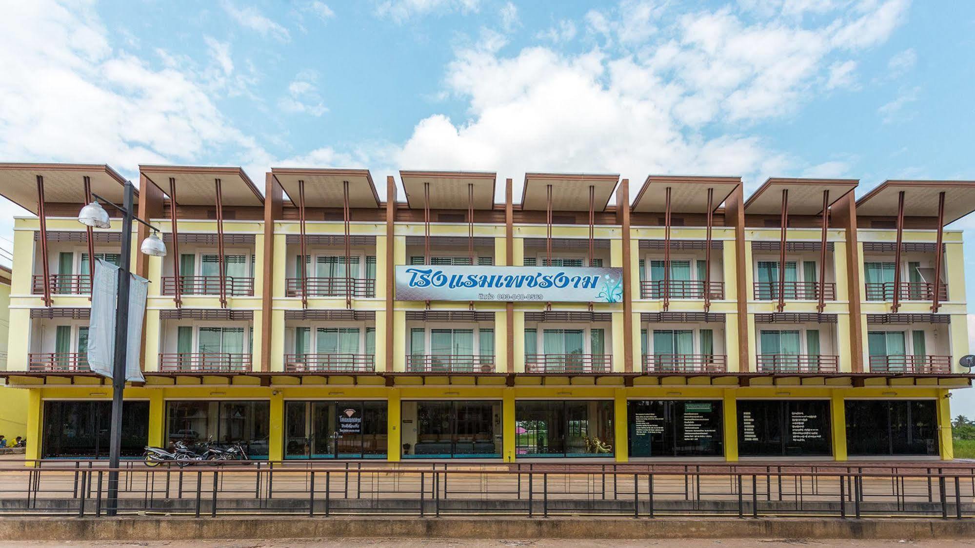Phet Ngam Hotel Mae Sai Bagian luar foto