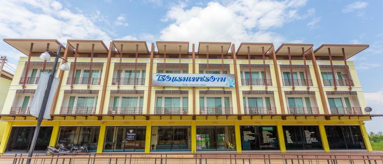 Phet Ngam Hotel Mae Sai Bagian luar foto